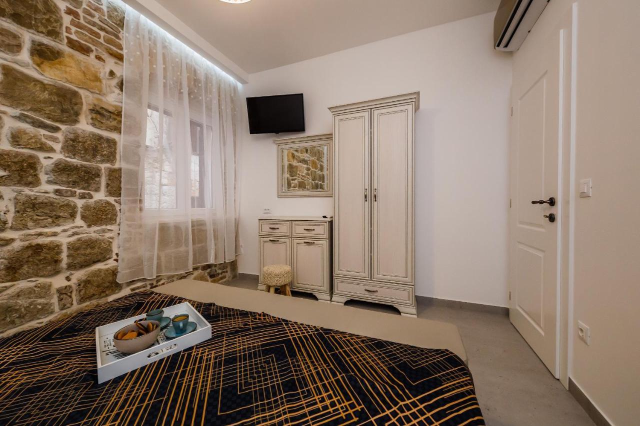 Angels-Split **** Apartamento Exterior foto