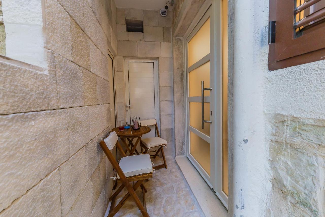 Angels-Split **** Apartamento Exterior foto
